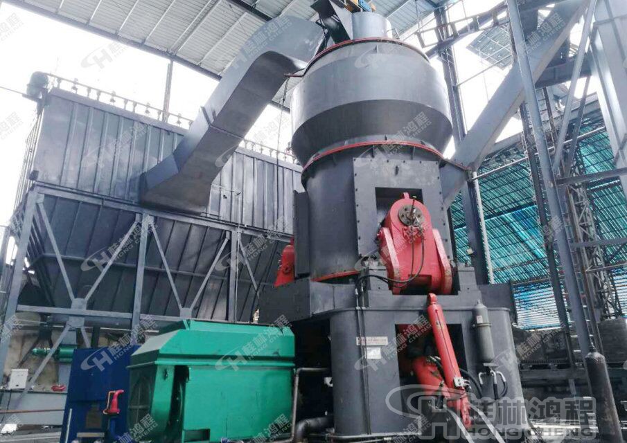 水泥立磨，立磨，立磨機(jī)，客戶現(xiàn)場(chǎng)，桂林鴻程磨粉機(jī)